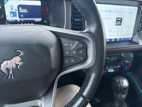 Certified 2022 Ford Bronco Outer Banks w/ Sasquatch Package image 43