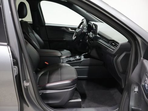 Used 2025 Ford Escape ST-Line AWD/4WD image 22