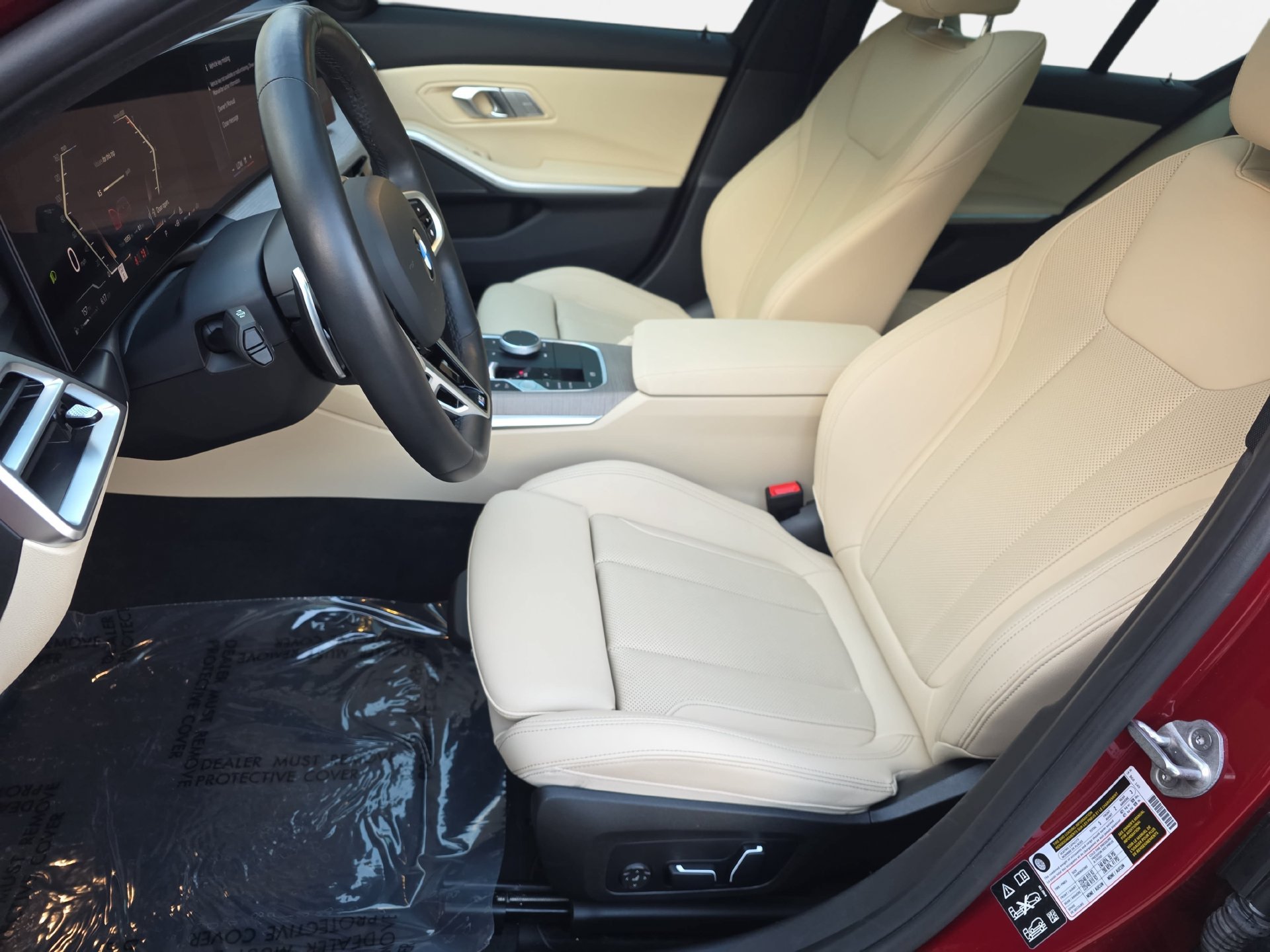 Used 2025 BMW 330i xDrive Sedan w/ M Sport Package AWD/4WD image 14