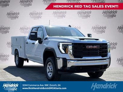 New 2025 GMC Sierra 3500 Pro w/ Convenience Package