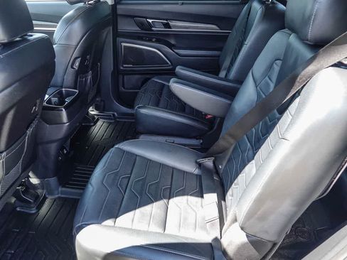 Used 2021 Kia Telluride SX w/ SX Prestige Package AWD/4WD image 16