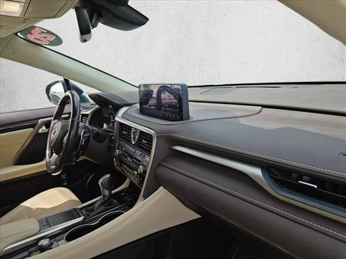 Used 2020 Lexus RX 350 FWD w/ Luxury Package image 19