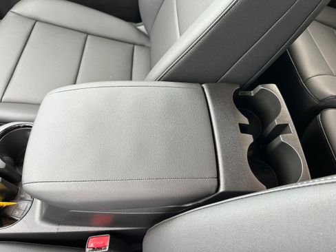 New 2025 Chevrolet Colorado LT w/ LT Convenience Package RWD image 16