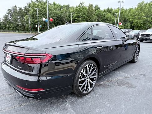 Used 2022 Audi A8 L 3.0T AWD/4WD image 6
