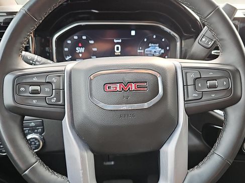 Used 2023 GMC Sierra 1500 Elevation AWD/4WD image 14