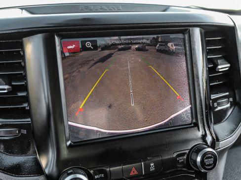 Used 2024 RAM 3500 Tradesman w/ Chrome Appearance Group image 23