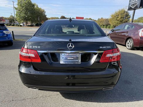 Used 2013 Mercedes-Benz E 350 BlueTEC Sedan image 5