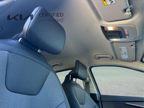 Certified 2024 Kia Niro Wind image 18