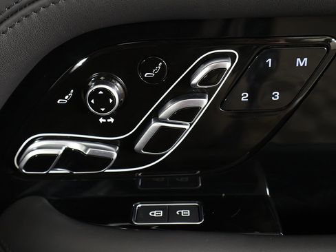 Used 2021 Land Rover Range Rover SV Autobiography Dynamic image 44