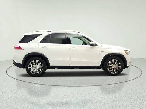 Certified 2025 Mercedes-Benz GLE 450e 4MATIC image 4