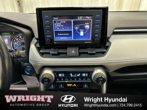 Used 2021 Toyota RAV4 XLE image 25