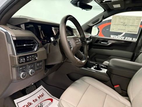 New 2026 GMC Yukon XL Elevation image 13