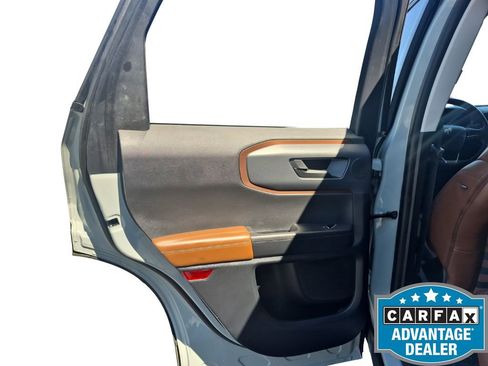 Used 2022 Ford Bronco Sport Outer Banks w/ Tech Package AWD/4WD image 28