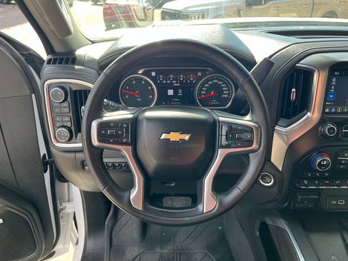 Used 2023 Chevrolet Silverado 3500 LTZ image 18