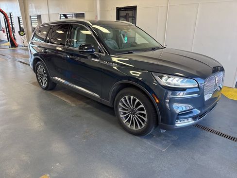 Used 2021 Lincoln Aviator Reserve w/ Elements Package Plus AWD/4WD image 1