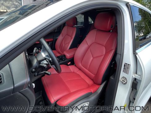 Used 2020 Porsche Macan S image 29