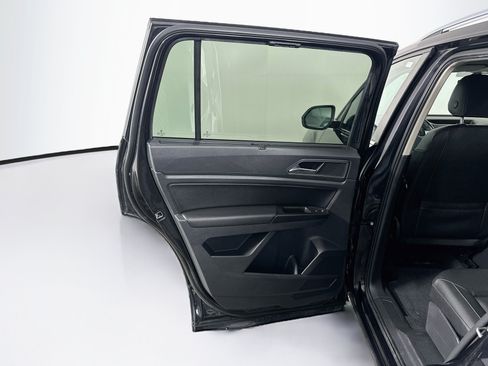 Used 2019 Volkswagen Atlas SE w/ Towing Package FWD image 27