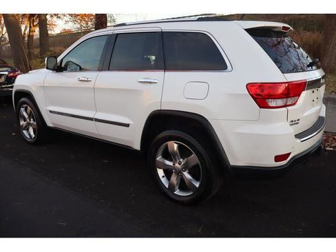 Used 2013 Jeep Grand Cherokee Limited w/ Trailer Tow Group image 6