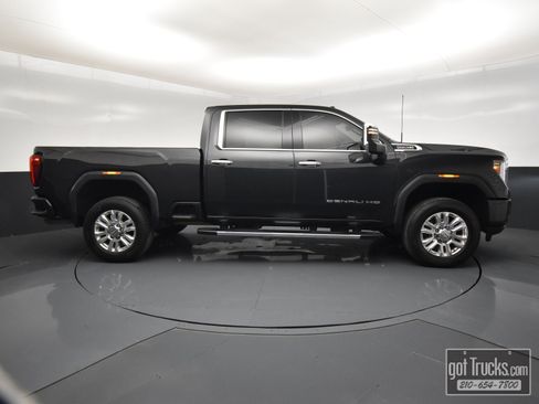 Used 2020 GMC Sierra 2500 Denali w/ Denali Ultimate Package image 49