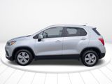 Used 2022 Chevrolet Trax LS w/ Tint and Cruise Package image 6