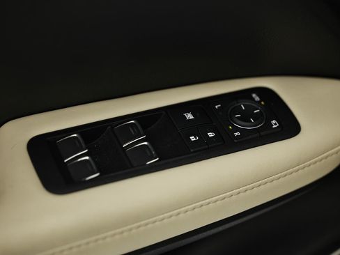 Used 2022 Lexus RX 350 AWD w/ Premium Package image 19