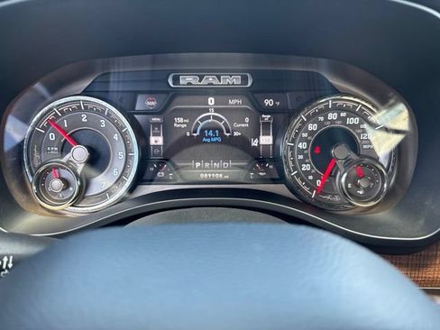 Used 2019 RAM 1500 Limited AWD/4WD image 24