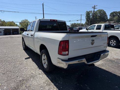 Used 2019 RAM 1500 Tradesman w/ Chrome Appearance Group AWD/4WD image 6