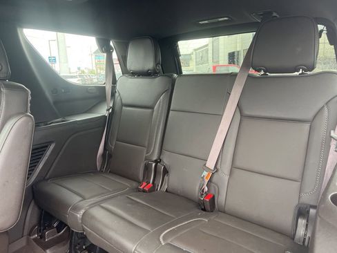 Used 2022 GMC Yukon Denali AWD/4WD image 12