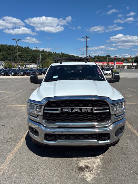 Used 2024 RAM 2500 Tradesman w/ Chrome Appearance Group AWD/4WD image 2