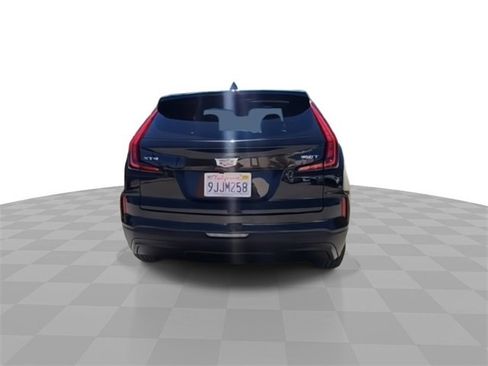 Used 2024 Cadillac XT4 Luxury w/ Cold Weather Package image 7