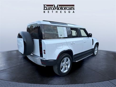 Used 2024 Land Rover Defender 110 S image 5