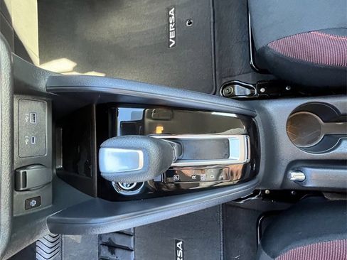 Used 2024 Nissan Versa SR w/ Trunk Package image 13