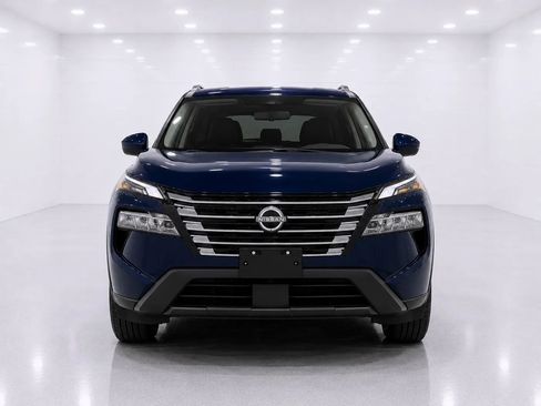Used 2026 Nissan Rogue SV w/ Cold Weather Package AWD/4WD image 8