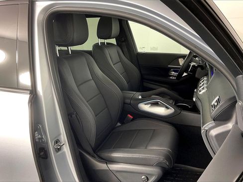 Used 2026 Mercedes-Benz GLS 450 4MATIC image 7