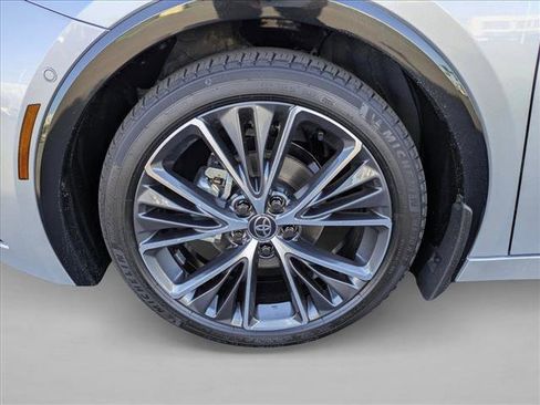 New 2026 Toyota Prius Limited FWD image 10