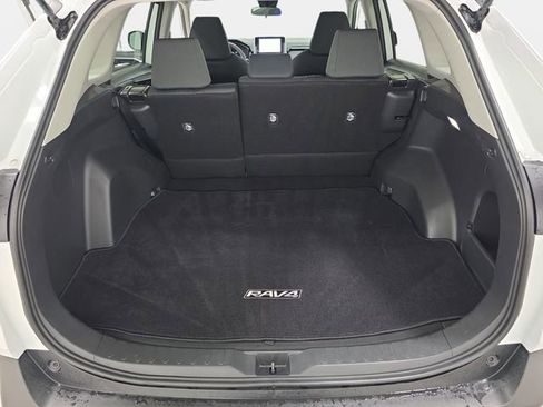 Certified 2023 Toyota RAV4 XLE AWD/4WD image 31