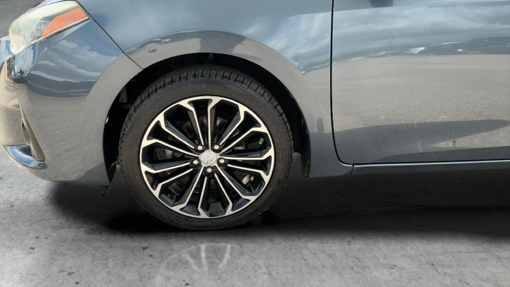 Used 2015 Toyota Corolla S FWD image 22