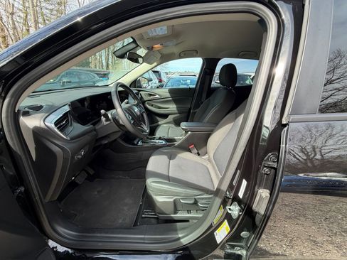 Used 2025 Buick Encore GX Preferred image 25