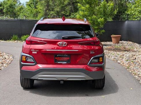 Certified 2021 Hyundai Kona Limited w/ Cargo Package AWD/4WD image 4