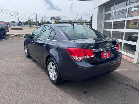 Used 2014 Chevrolet Cruze LT FWD image 3