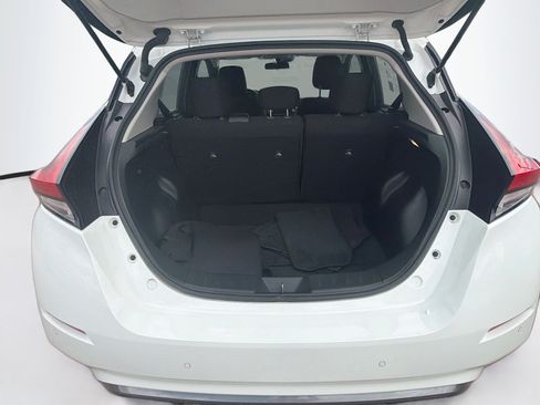 Used 2025 Nissan Leaf S FWD image 28