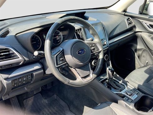 Used 2021 Subaru Forester Limited w/ Popular Package #3 image 9