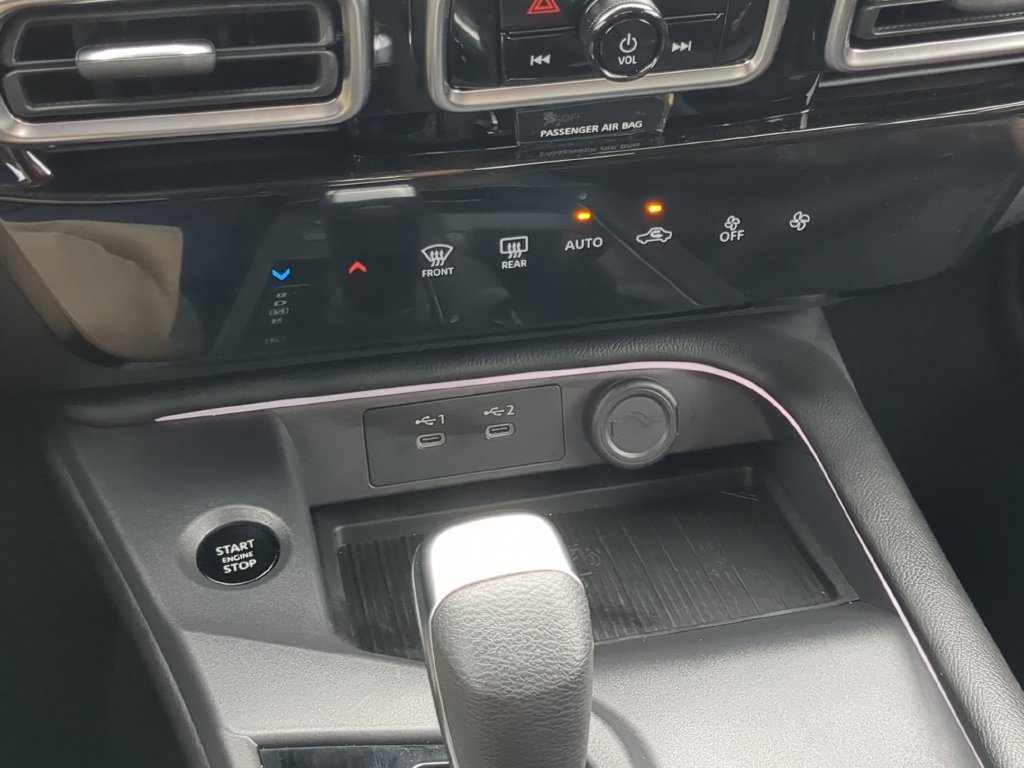 Certified 2026 Nissan Sentra SR w/ Floor Mat Package FWD image 22