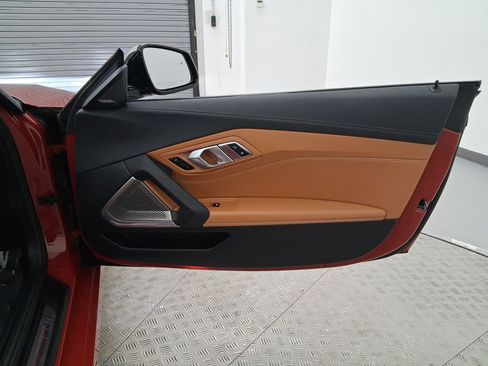 Certified 2023 BMW Z4 M40i w/ Premium Package image 24