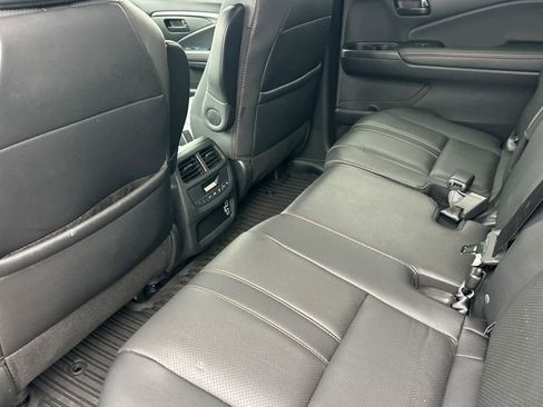 Certified 2022 Honda Pilot TrailSport image 12