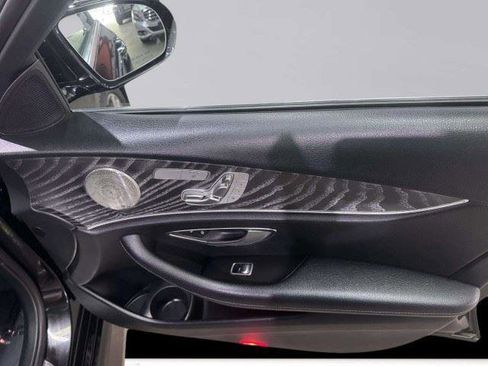 Used 2021 Mercedes-Benz E 350 4MATIC Sedan image 39