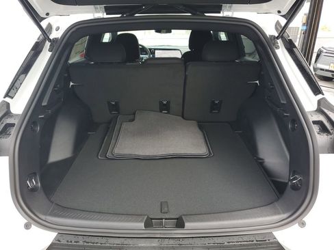 New 2026 Chevrolet Equinox EV LT image 8