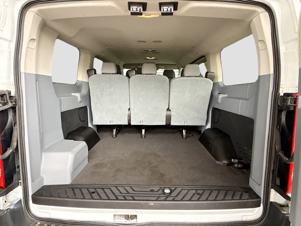Used 2015 Ford Transit 150 XLT RWD image 29