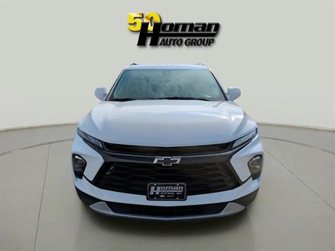 New 2025 Chevrolet Blazer LT w/ LPO, Black Sport Package image 8