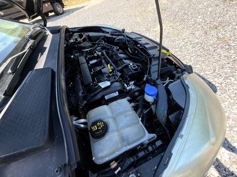 Used 2014 Ford Focus SE w/ SE Sport Package FWD image 4